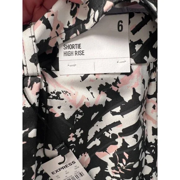 Express Floral Shorts Womens 6 Pink Black White Belted 3 in Inseam High Rise NWT - Picture 10 of 12